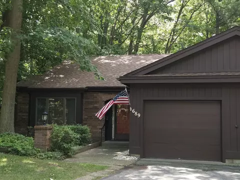 689 Oakway #24, Muskegon, MI 49441