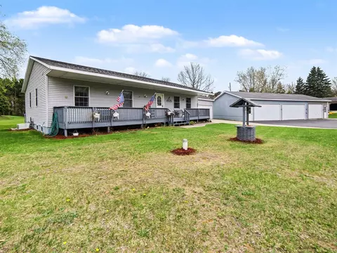4935 W Deren, Ludington, MI 49431