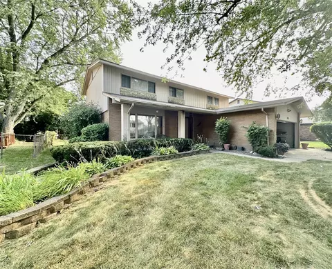 18215 Adrian, Southfield, MI 48075