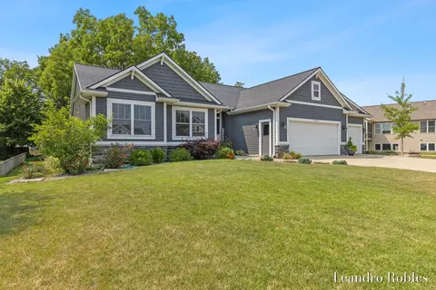6587 Alward, Hudsonville, MI 49426