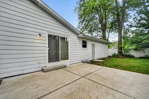 Exterior - 812 Forest, Marshall, MI 49068 photo 8 of 11