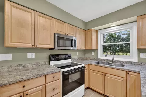 Kitchen - 812 Forest, Marshall, MI 49068 photo 3 of 4