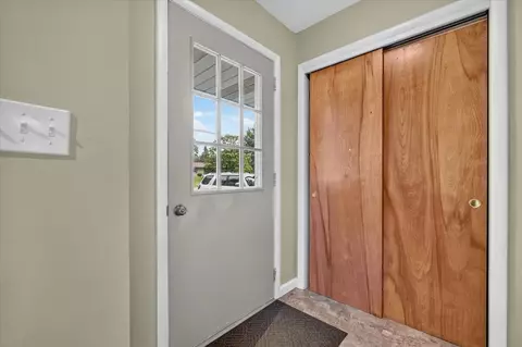 Entry Way - 812 Forest, Marshall, MI 49068 photo 1 of 1