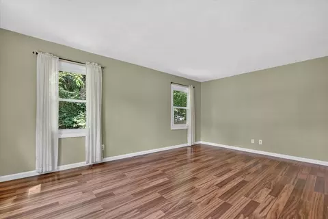 Living - 812 Forest, Marshall, MI 49068 photo 2 of 3