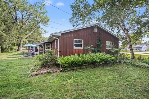 Exterior - 2637 Lucerne, Jackson, MI 49201 photo 5 of 6