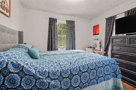 Bedroom - 2637 Lucerne, Jackson, MI 49201 photo 2 of 4
