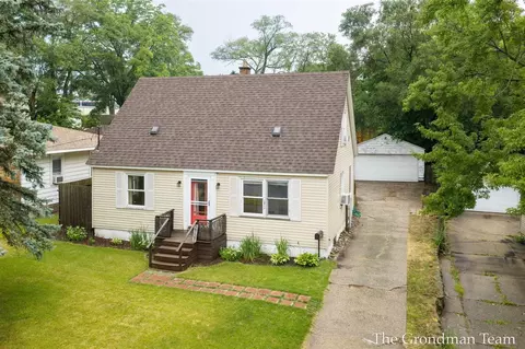 2707 Charlesgate, Wyoming, MI 49509