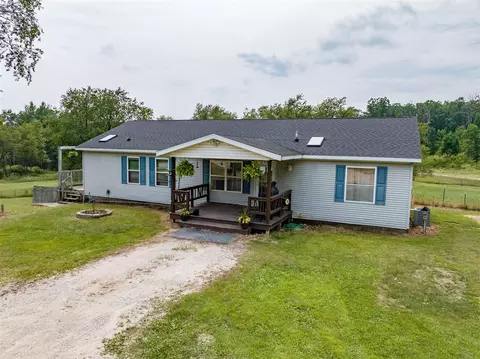 3542 Elbow Lk, Prescott, MI 48756
