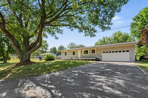 14370 14 Mile, Greenville, MI 48838