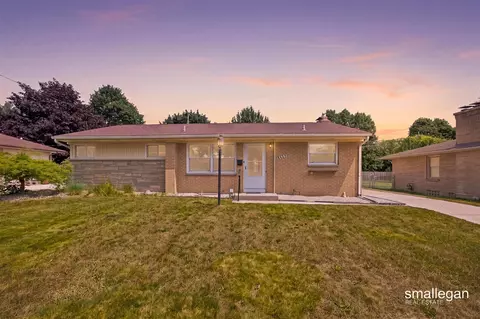 1532 Mayfield, Grand Rapids, MI 49505