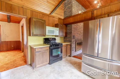 16490 8th, Marne, MI 49435 photo 21