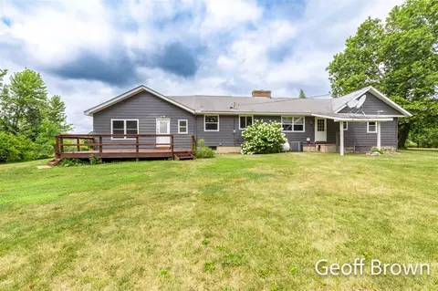 16490 8th, Marne, MI 49435 photo 7