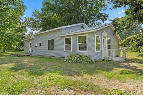 10680 15 Mile, Cedar Springs, MI 49319