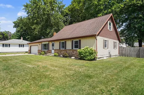 96 West, Coopersville, MI 49404
