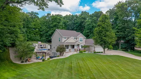 7355 Terrie Lynn, Belmont, MI 49306