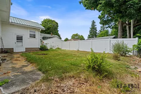 Exterior - 128 Tower, Ionia, MI 48846 photo 4 of 7