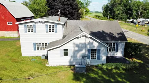 Exterior - 2151 E Coral, Edmore, MI 48829 photo 2 of 9