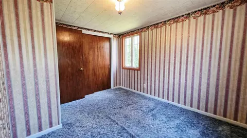 Bedroom - 2151 E Coral, Edmore, MI 48829 photo 4 of 7