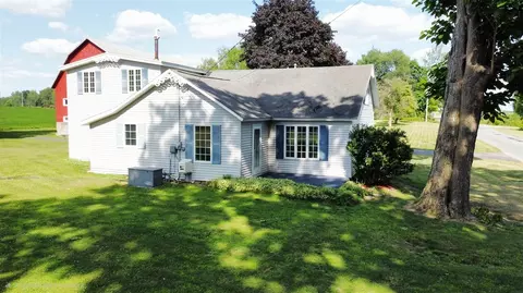 Exterior - 2151 E Coral, Edmore, MI 48829 photo 4 of 9