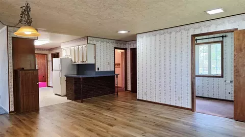 Living - 2151 E Coral, Edmore, MI 48829 photo 3 of 7