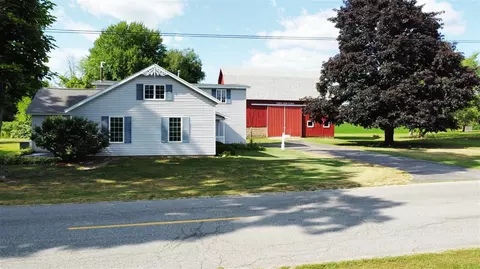 Exterior - 2151 E Coral, Edmore, MI 48829 photo 6 of 9