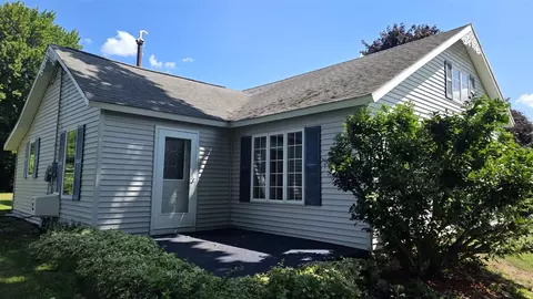 Exterior - 2151 E Coral, Edmore, MI 48829 photo 9 of 9