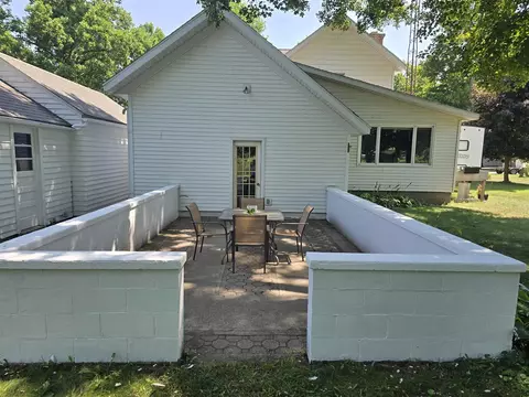 Exterior - 642 Maple, Colon, MI 49040 photo 8 of 9