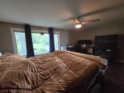 Bedroom - 642 Maple, Colon, MI 49040 photo 4 of 7