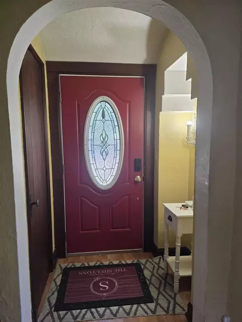 Entry Way - 642 Maple, Colon, MI 49040 photo 1 of 2