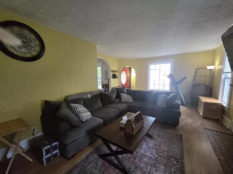 Living - 642 Maple, Colon, MI 49040 photo 5 of 5