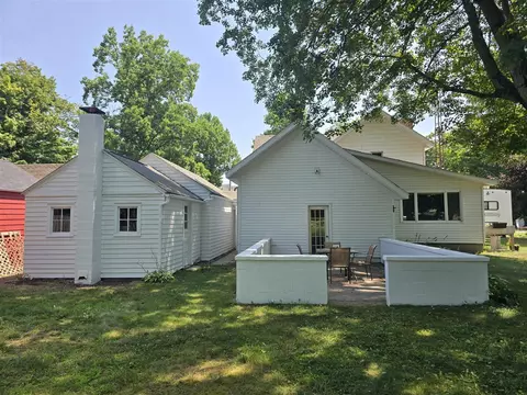 Exterior - 642 Maple, Colon, MI 49040 photo 7 of 9