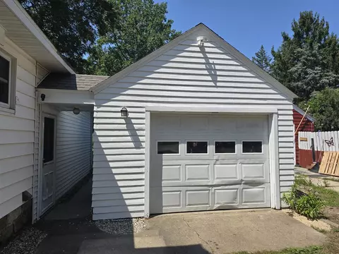 Exterior - 642 Maple, Colon, MI 49040 photo 5 of 9