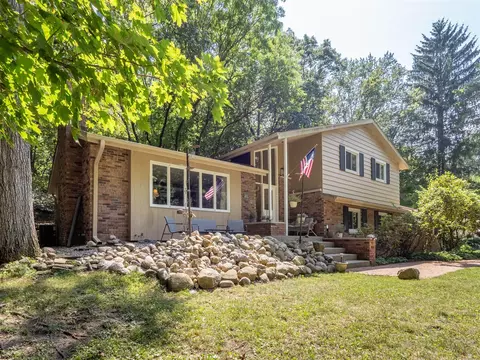 1021 Hol Hi, Kalamazoo, MI 49008