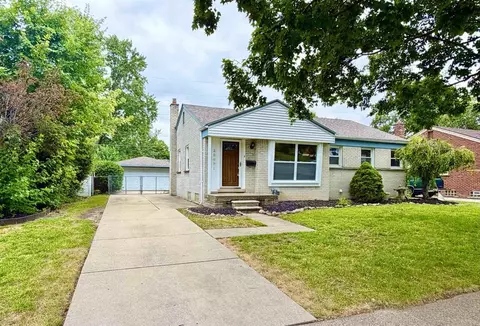 29671 Macintyre, Livonia, MI 48150