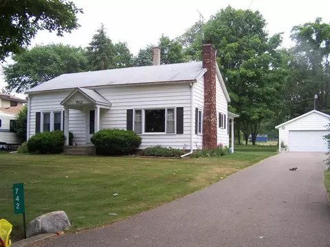 742 W G, Kalamazoo, MI 49004