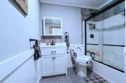 Bath - 4870 E Malaski, Black River, MI 48721 photo 2 of 4