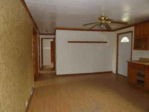 Living - 34637 76th, Covert, MI 49043 photo 7 of 14
