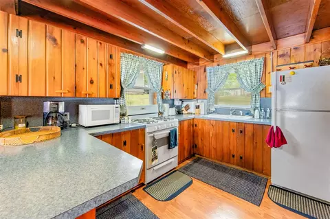 Kitchen - 9533 Jerome, Bitely, MI 49309 photo 1 of 3