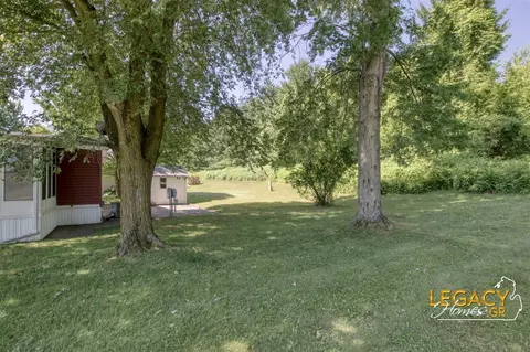 Exterior - 1163 Maple Leaf, Walker, MI 49534 photo 5 of 6