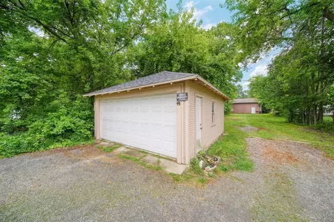 Exterior - 1136 Cooper, Jackson, MI 49202 photo 6 of 13