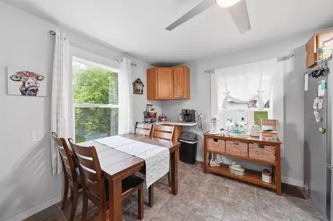 Dining - 1136 Cooper, Jackson, MI 49202 photo 1 of 1