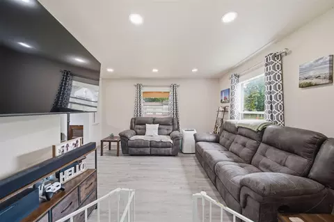 Living - 1136 Cooper, Jackson, MI 49202 photo 2 of 3