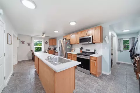 Kitchen - 1136 Cooper, Jackson, MI 49202 photo 2 of 4