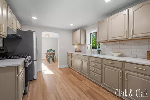 Kitchen - 1241 N Newaygo, Bailey, MI 49303 photo 2 of 2
