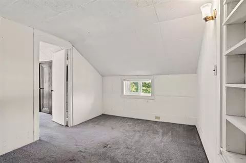 Bedroom - 17 4th, Plainwell, MI 49080 photo 4 of 4