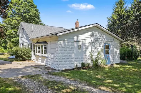 Exterior - 17 4th, Plainwell, MI 49080 photo 3 of 8