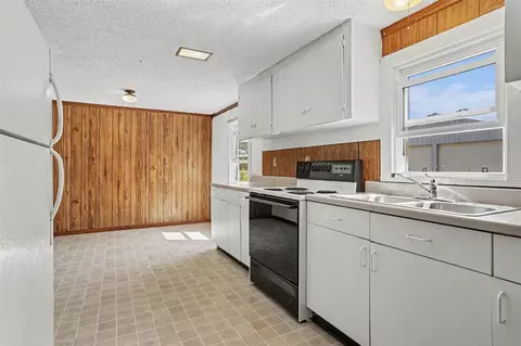 Kitchen - 15 4th, Plainwell, MI 49080 photo 1 of 2