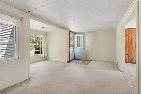 Living - 15 4th, Plainwell, MI 49080 photo 1 of 4
