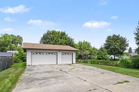 Exterior - 514 Saint Clair, Jackson, MI 49202 photo 8 of 9