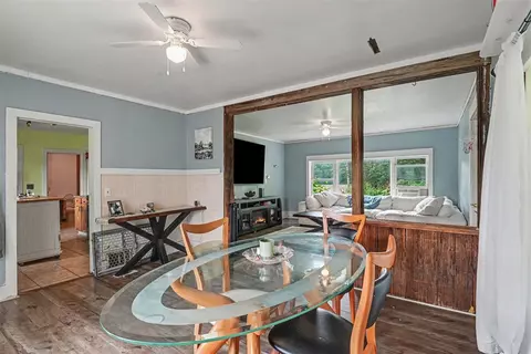 Dining - 41491 70th, Covert, MI 49043 photo 2 of 2